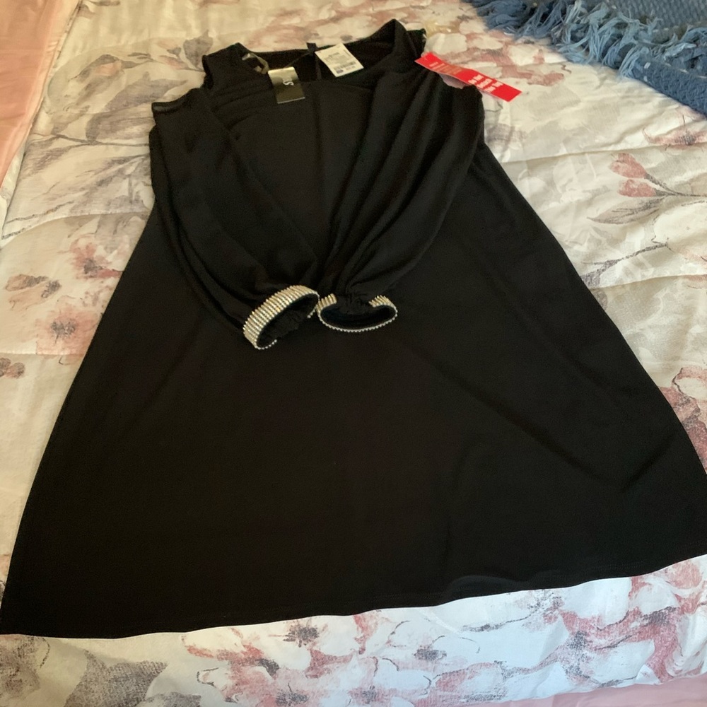 Black long sleeve dress for any occasion